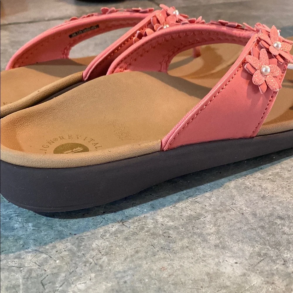 Revitalign Women's Pink Floral Sandals - Picture 10 of 10